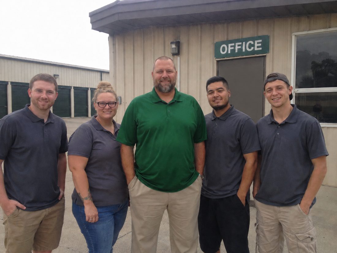 Pest control professionals in Port Charlotte, FL